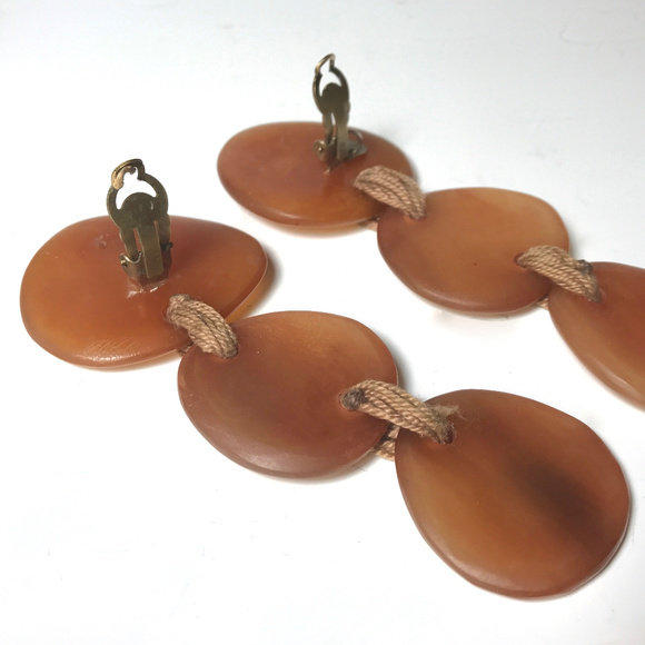 Gerda Lynggaard Monies 3 Tiers Horn Clip Earrings - Picture 3 of 4